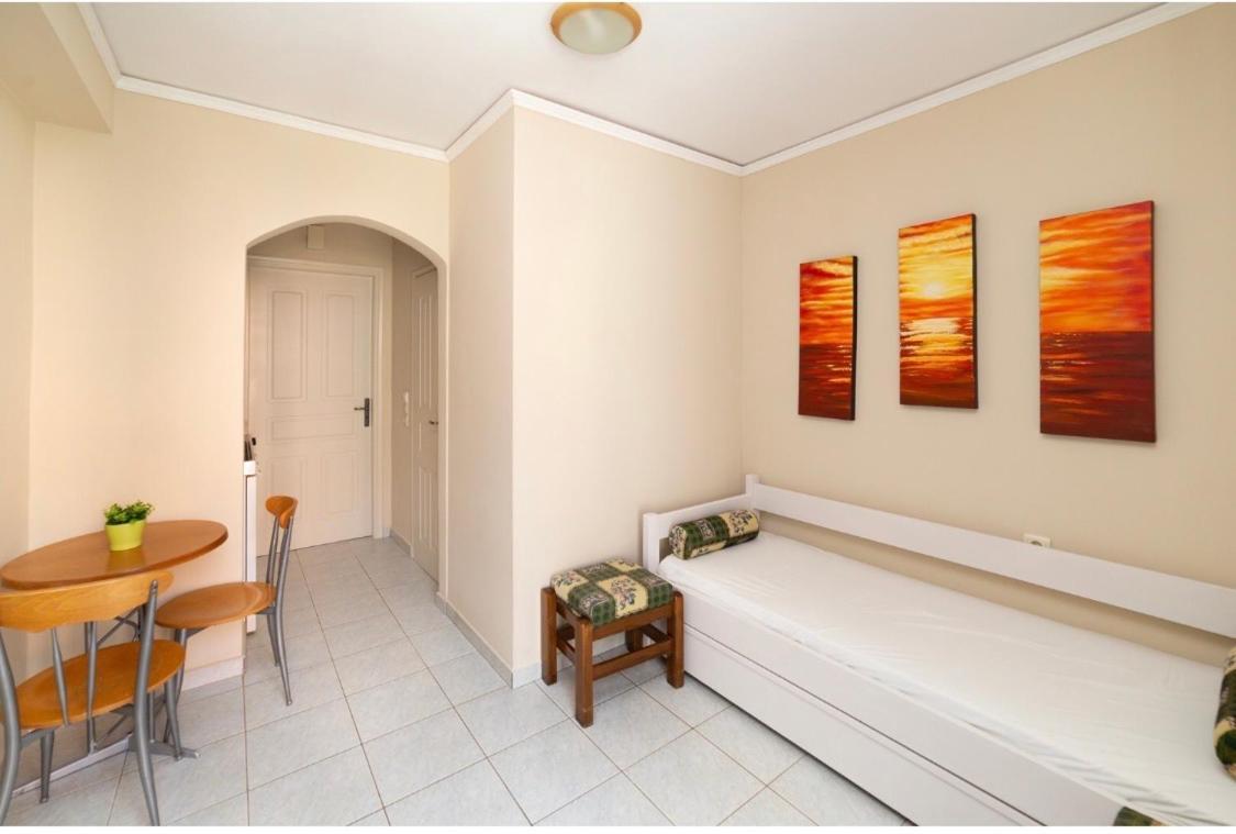 Poseidon Apartments Αγία Ευφημία Εξωτερικό φωτογραφία